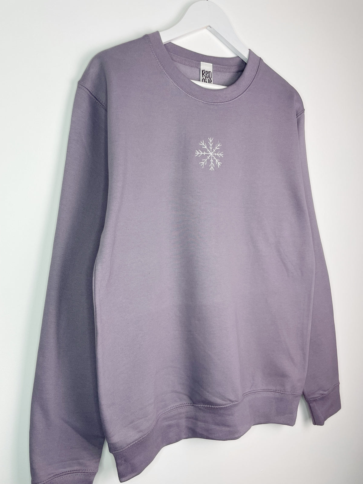 Snowflake | Hand Embroidered Christmas Sweatshirt