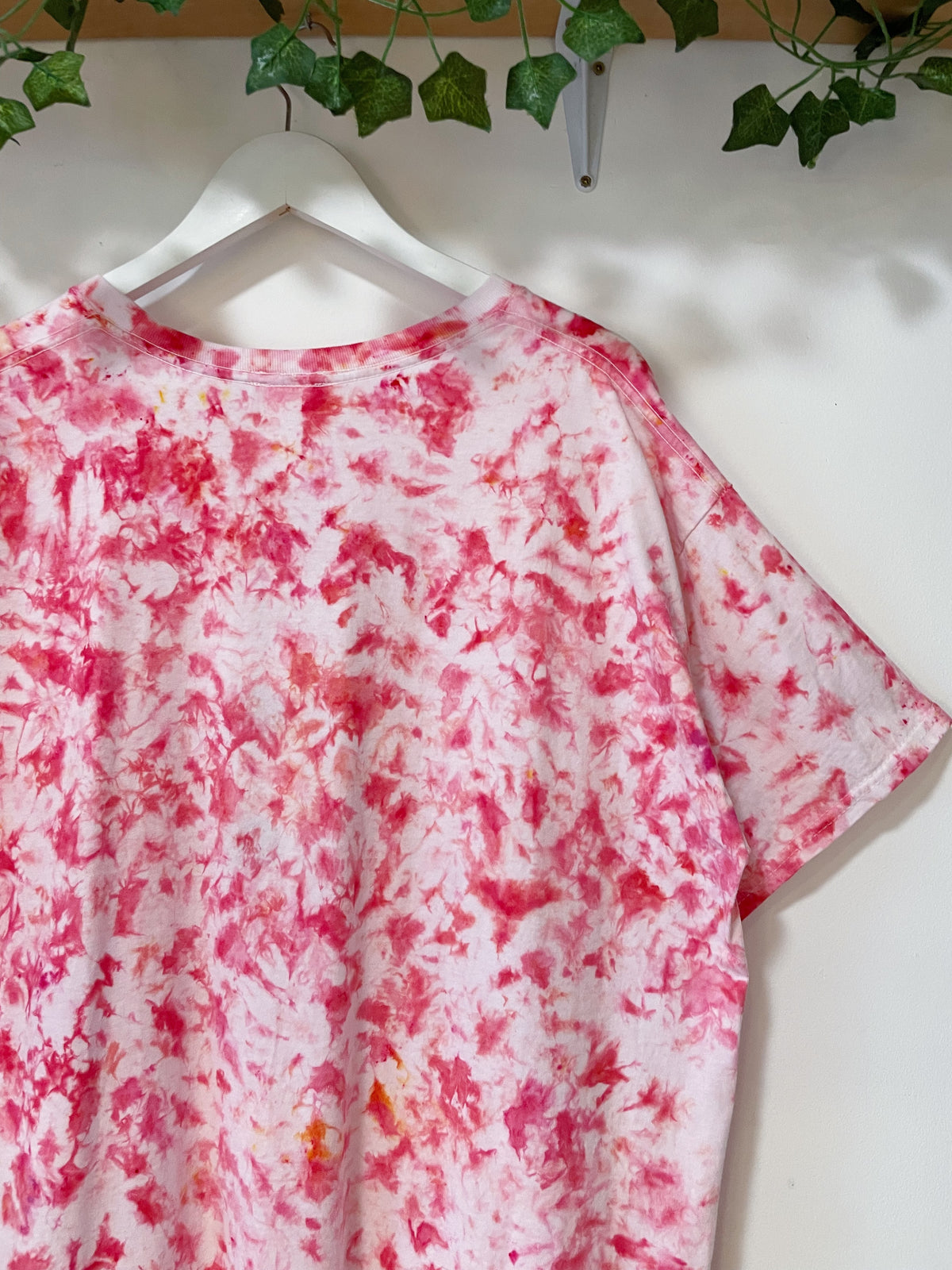 XXL | Pink Ice Dye T-Shirt