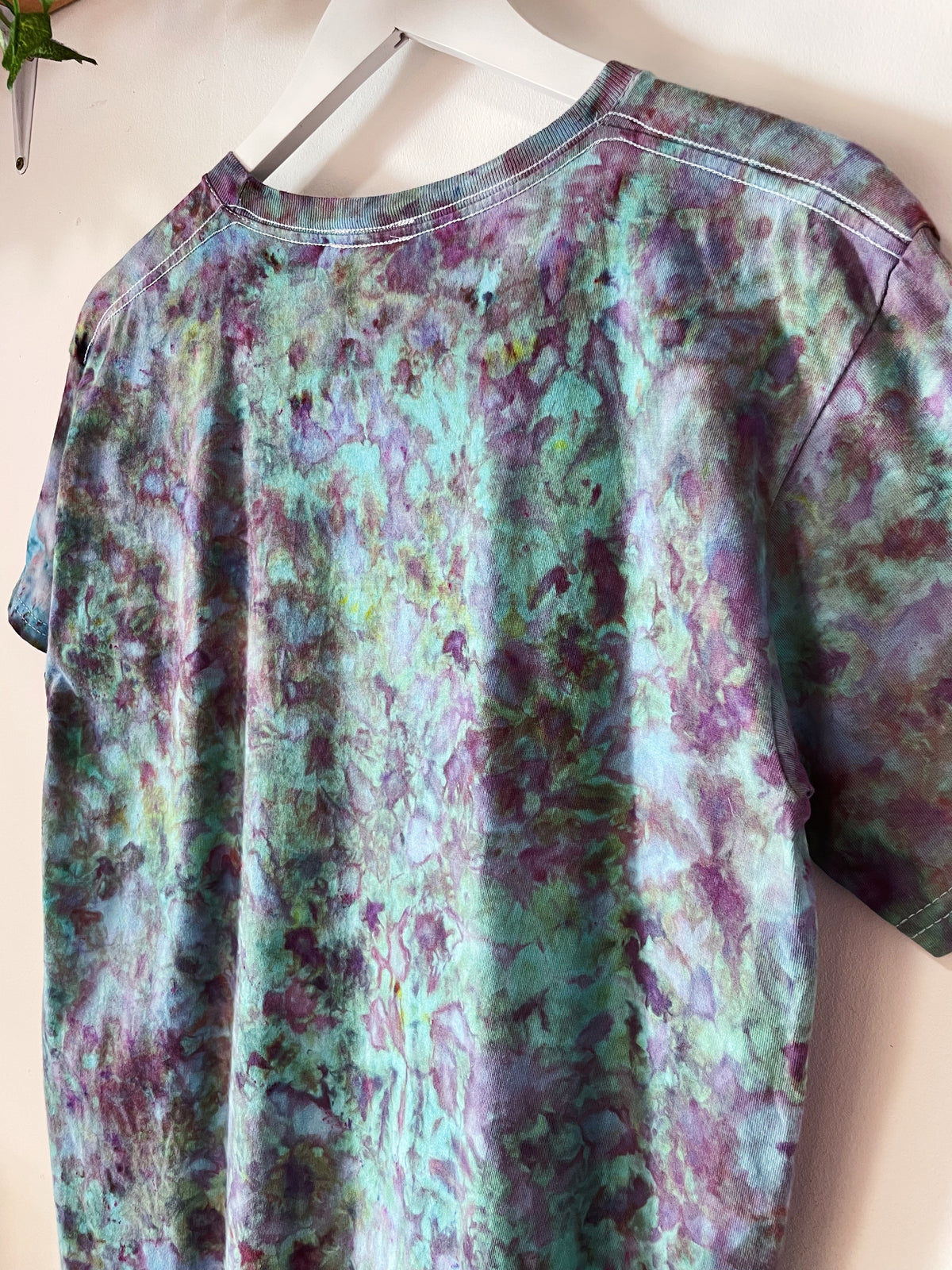 M | Blue Purple Ice Dye T-Shirt
