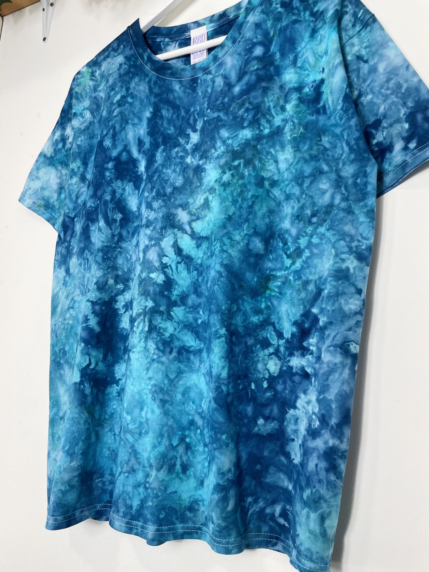 L | Ice Dye Ocean Blue Hand Dyed Ice Tie Dye T-Shirt