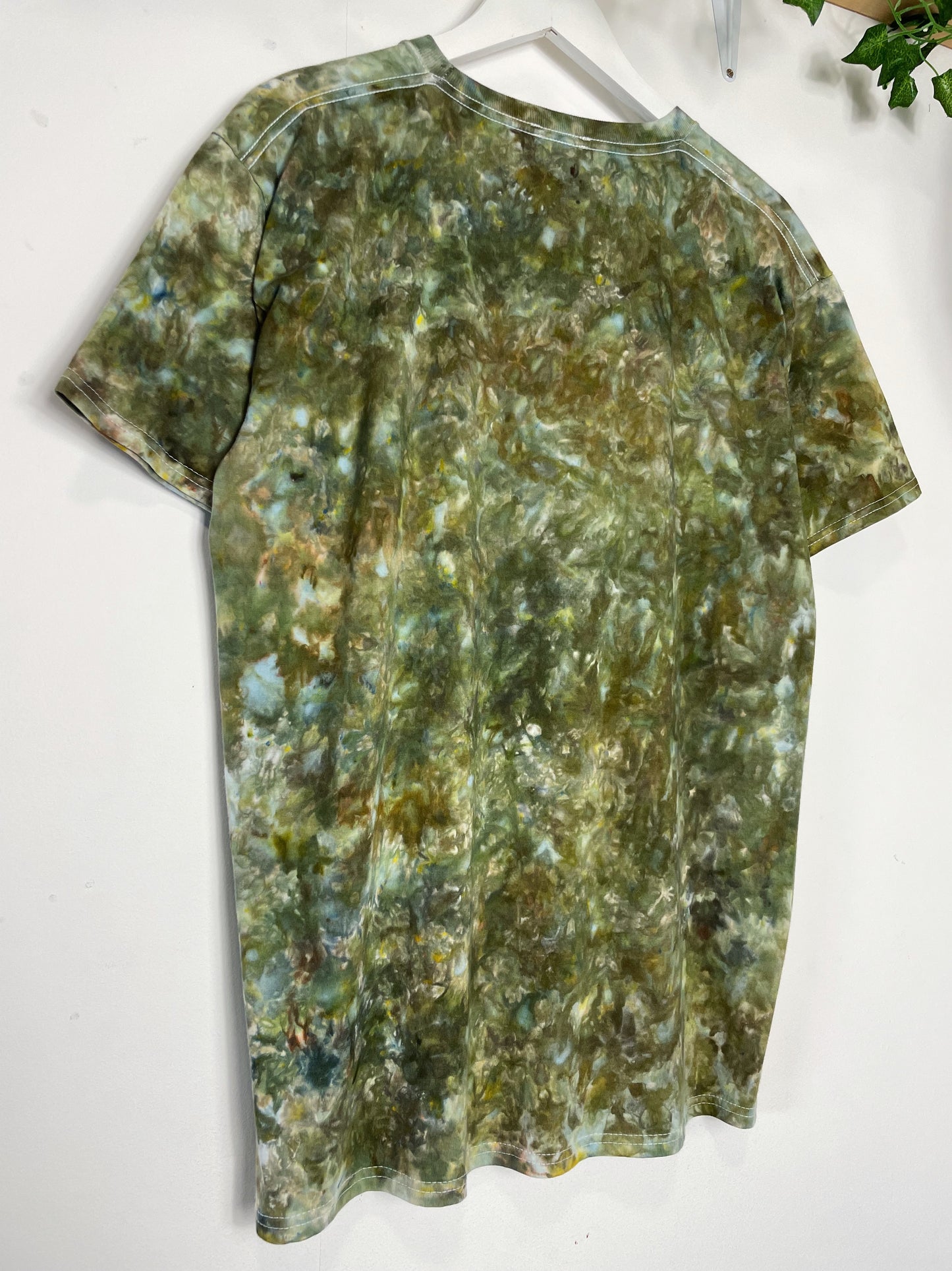 L | Ice Dye Olive Brown Hand Dyed Ice Tie Dye T-Shirt