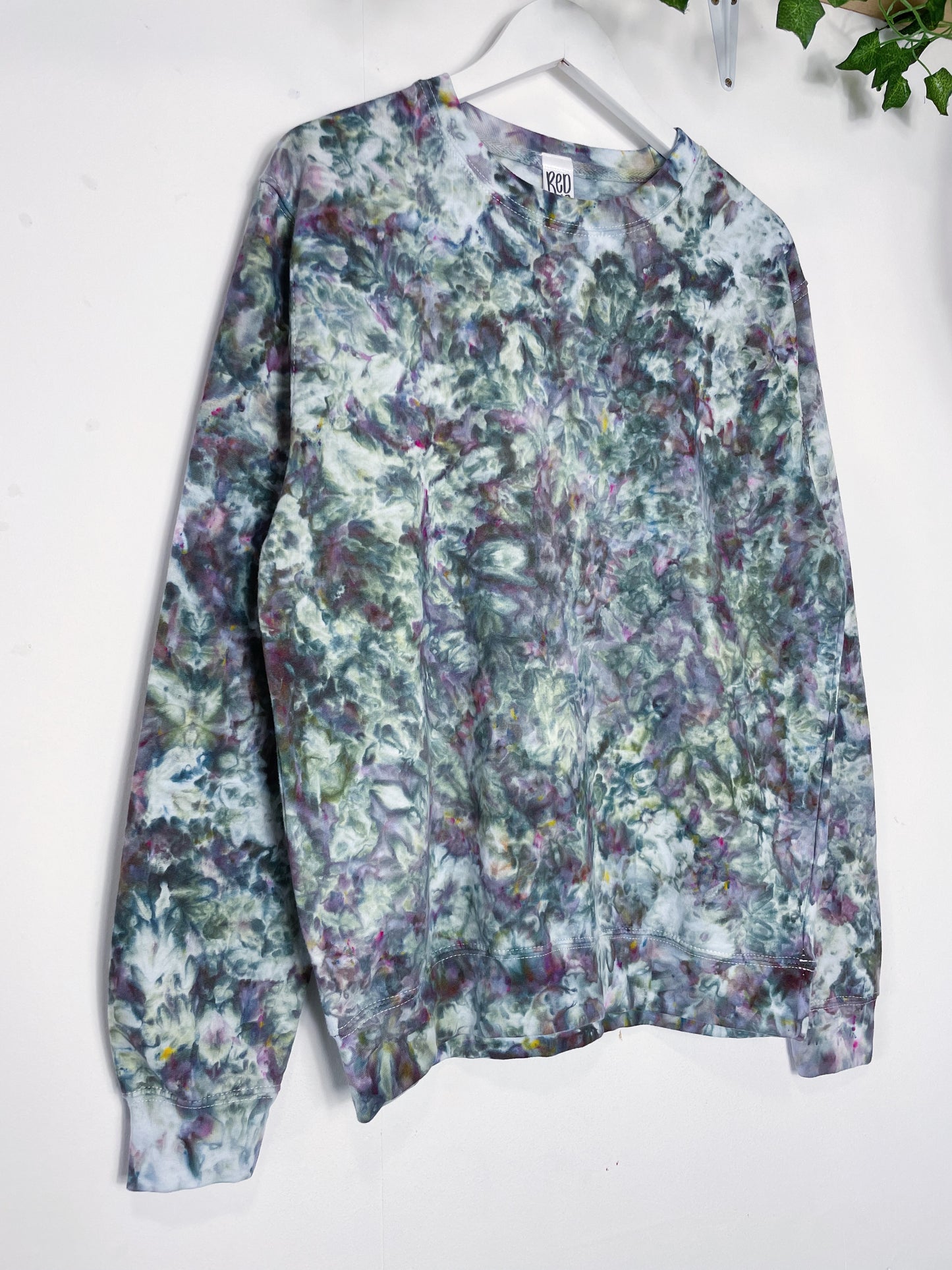 M | Ice Dye Cosmic Black Hand Dyed Sweatshirt