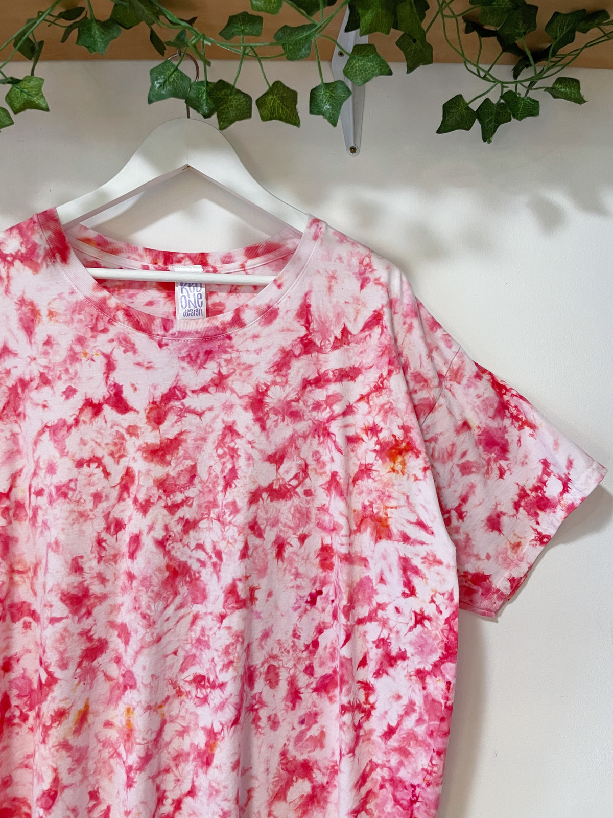 XXL | Pink Ice Dye T-Shirt