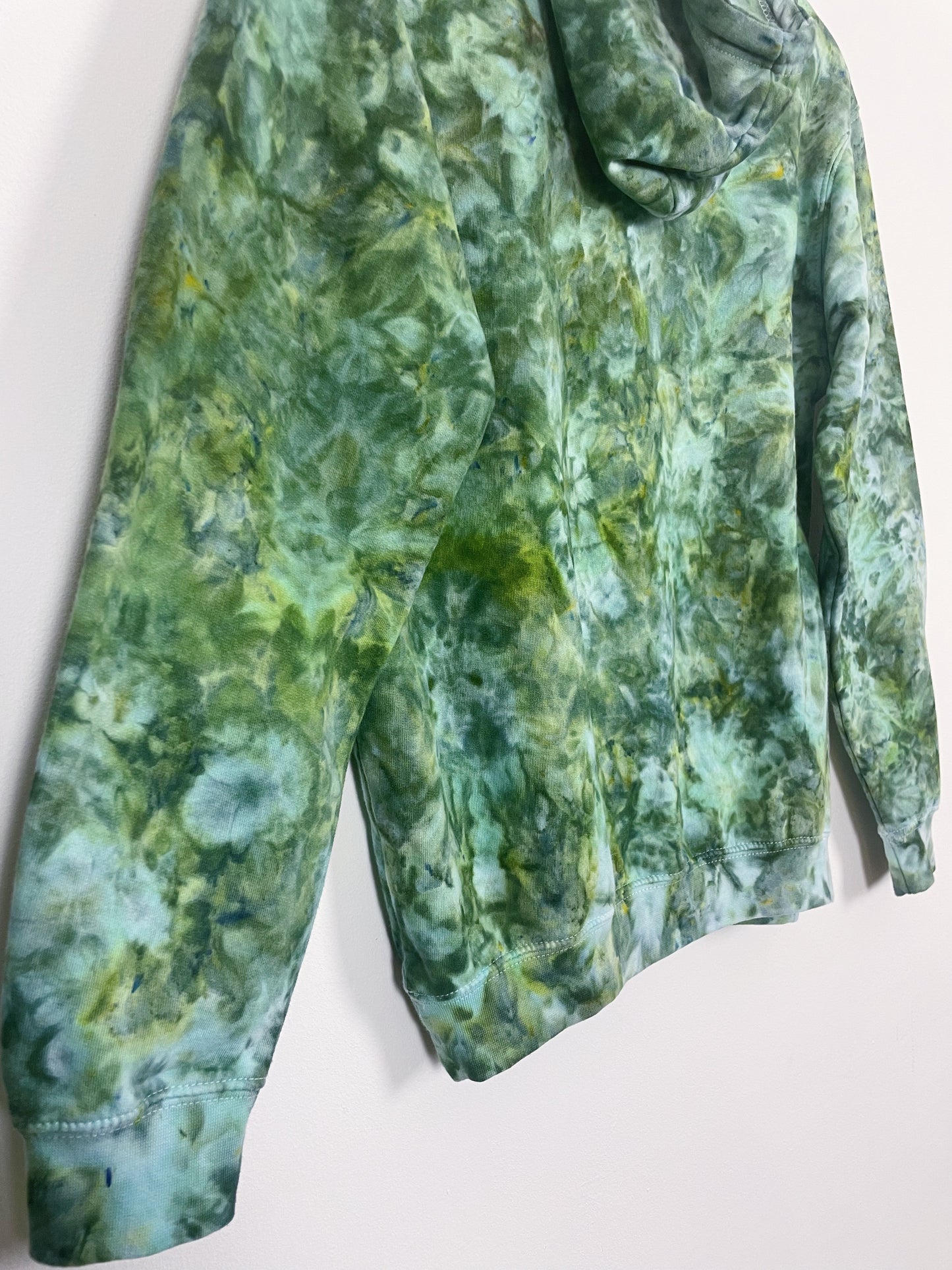 S | Ice Dye Dark Green Hand Dyed Pullover Hoodie