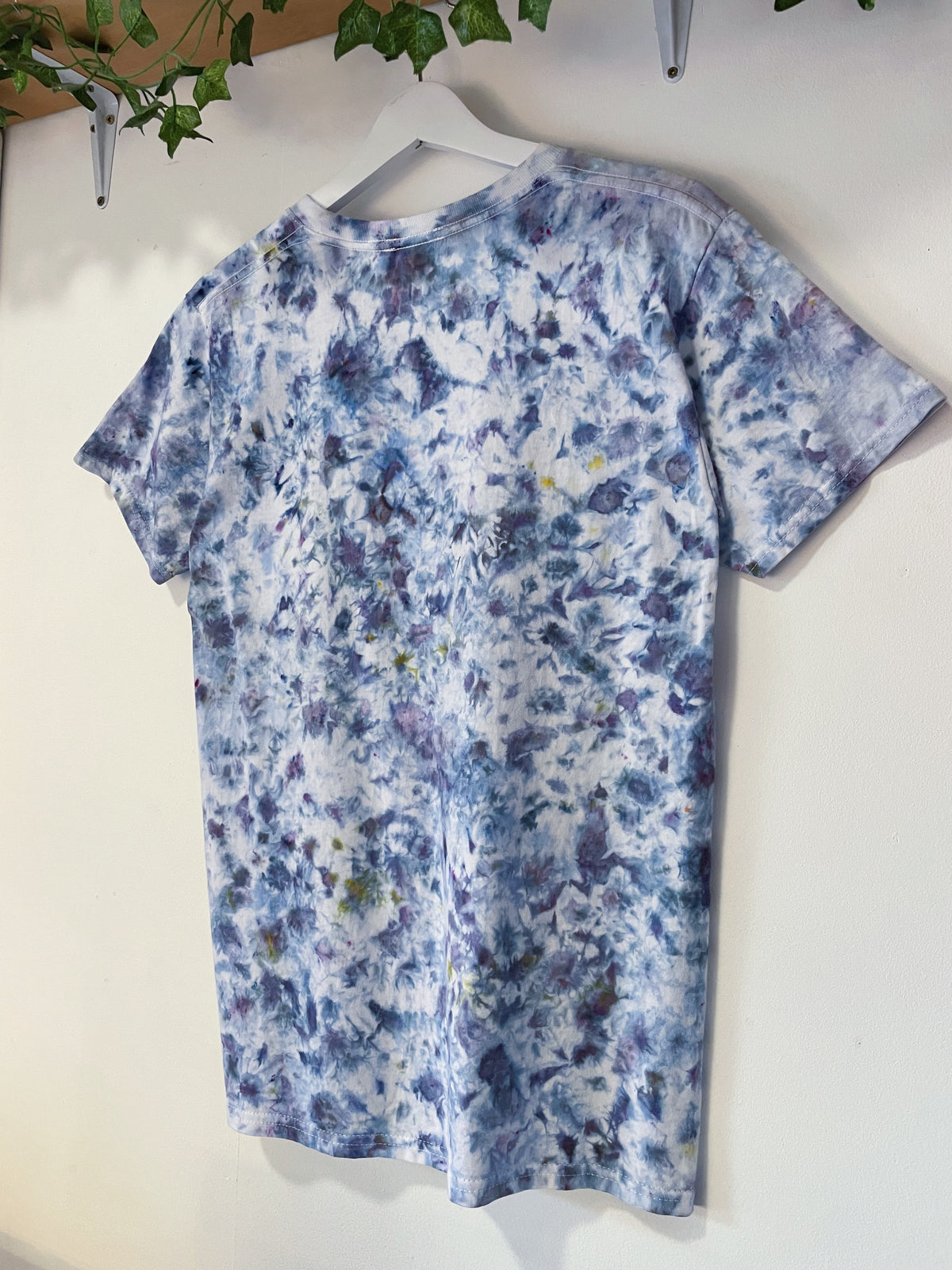 S | Frozen Waves Hand Dyed Ice Dye T-Shirt
