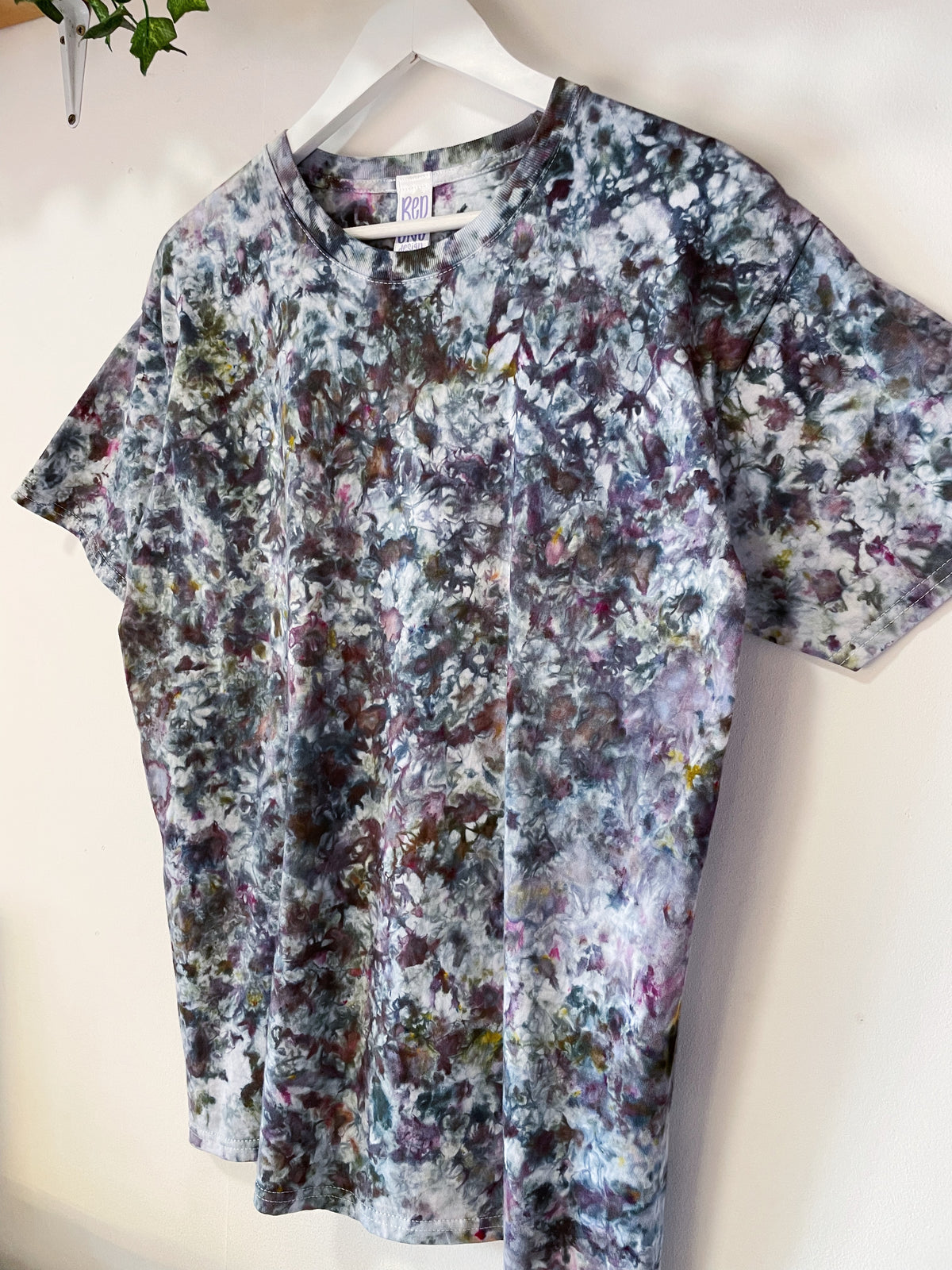 L | Cosmic Black Ice Dye T-Shirt