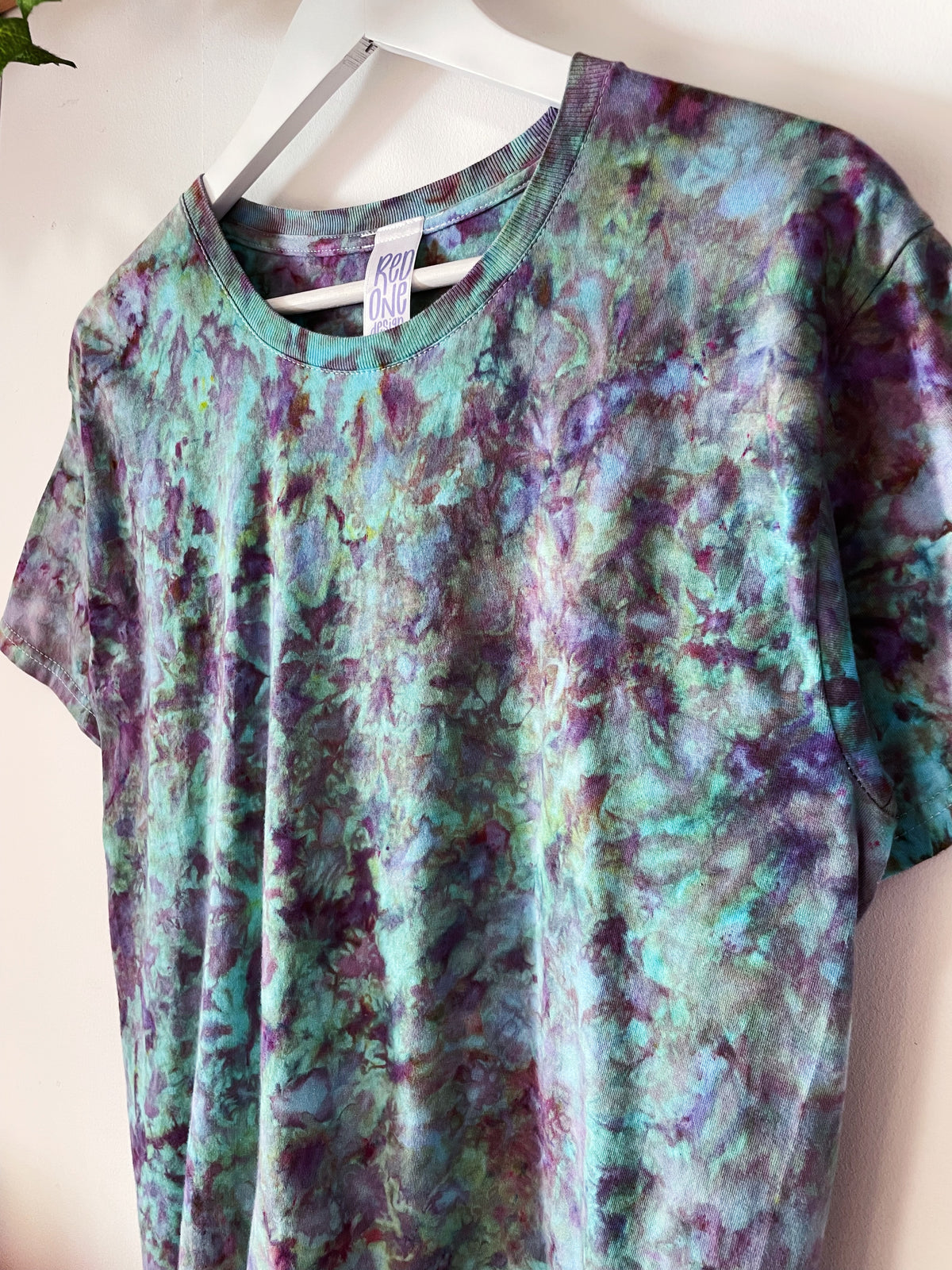 M | Blue Purple Ice Dye T-Shirt