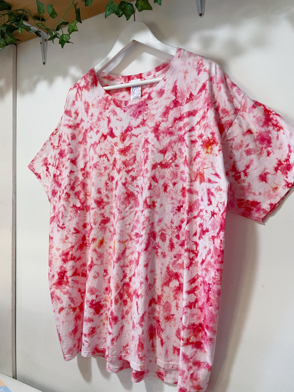 XXL | Pink Ice Dye T-Shirt