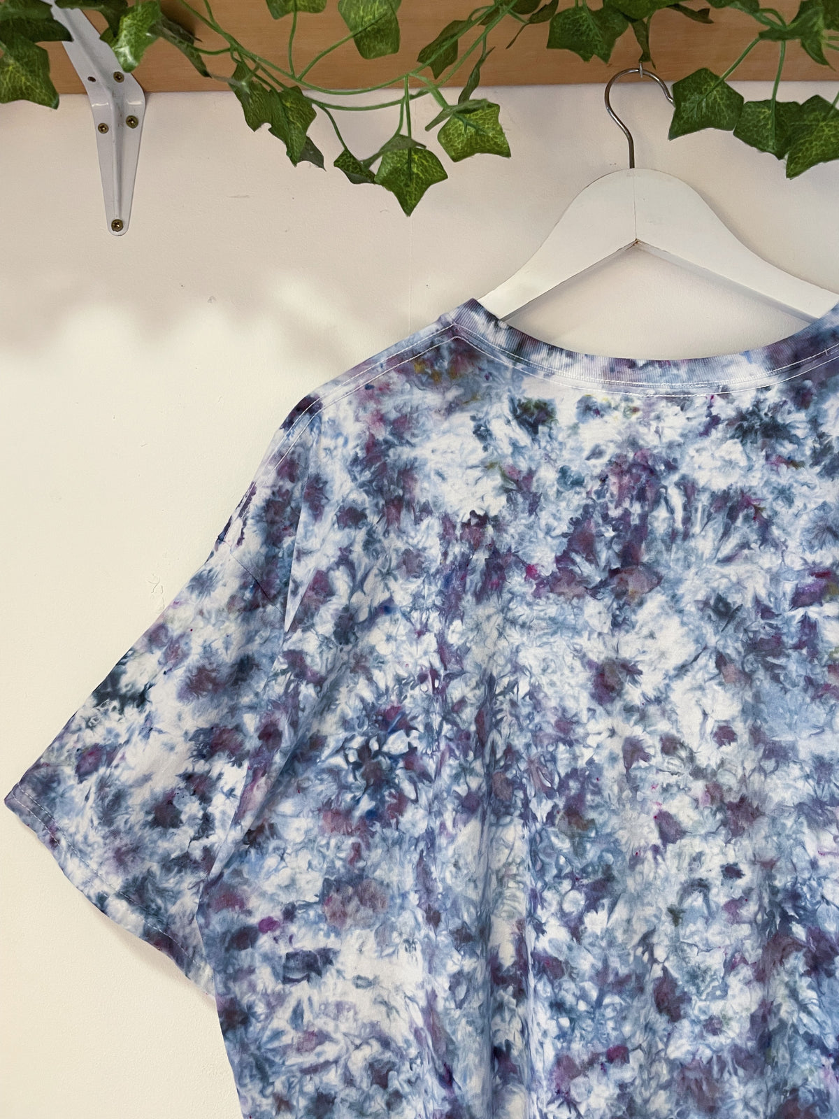 XXL | Frozen Waves Ice Dye T-Shirt