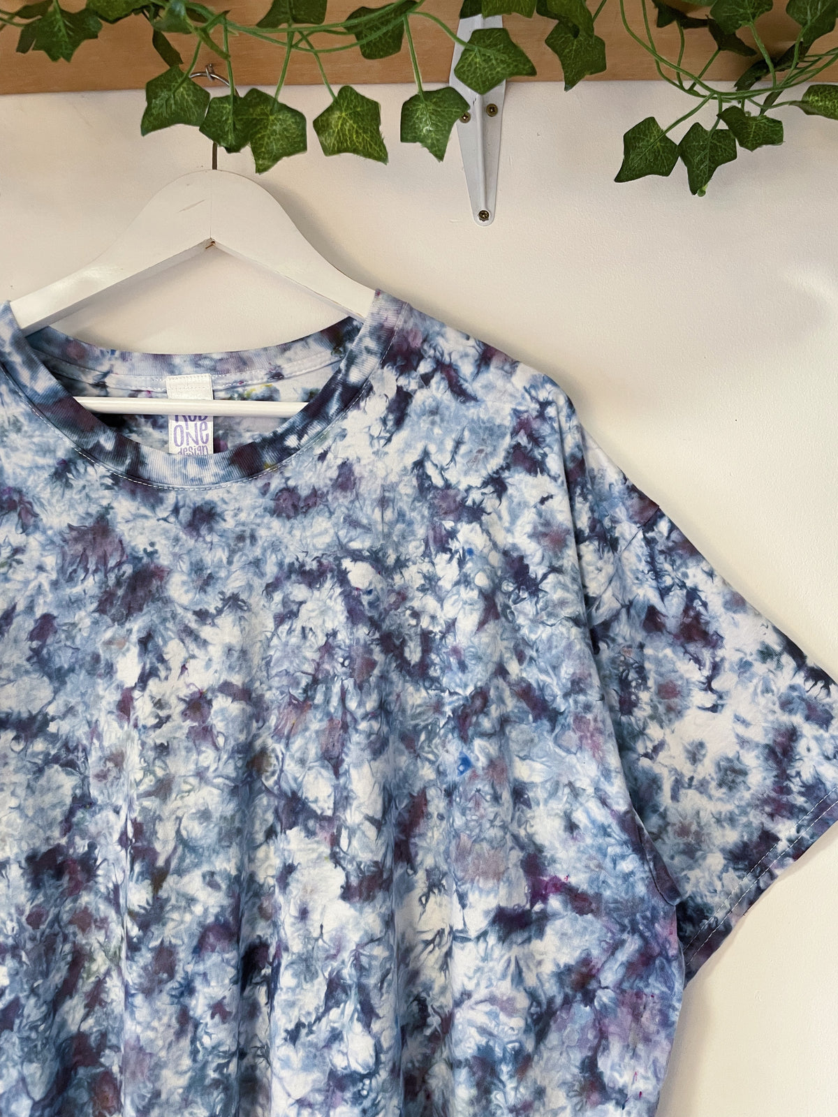 XXL | Frozen Waves Ice Dye T-Shirt