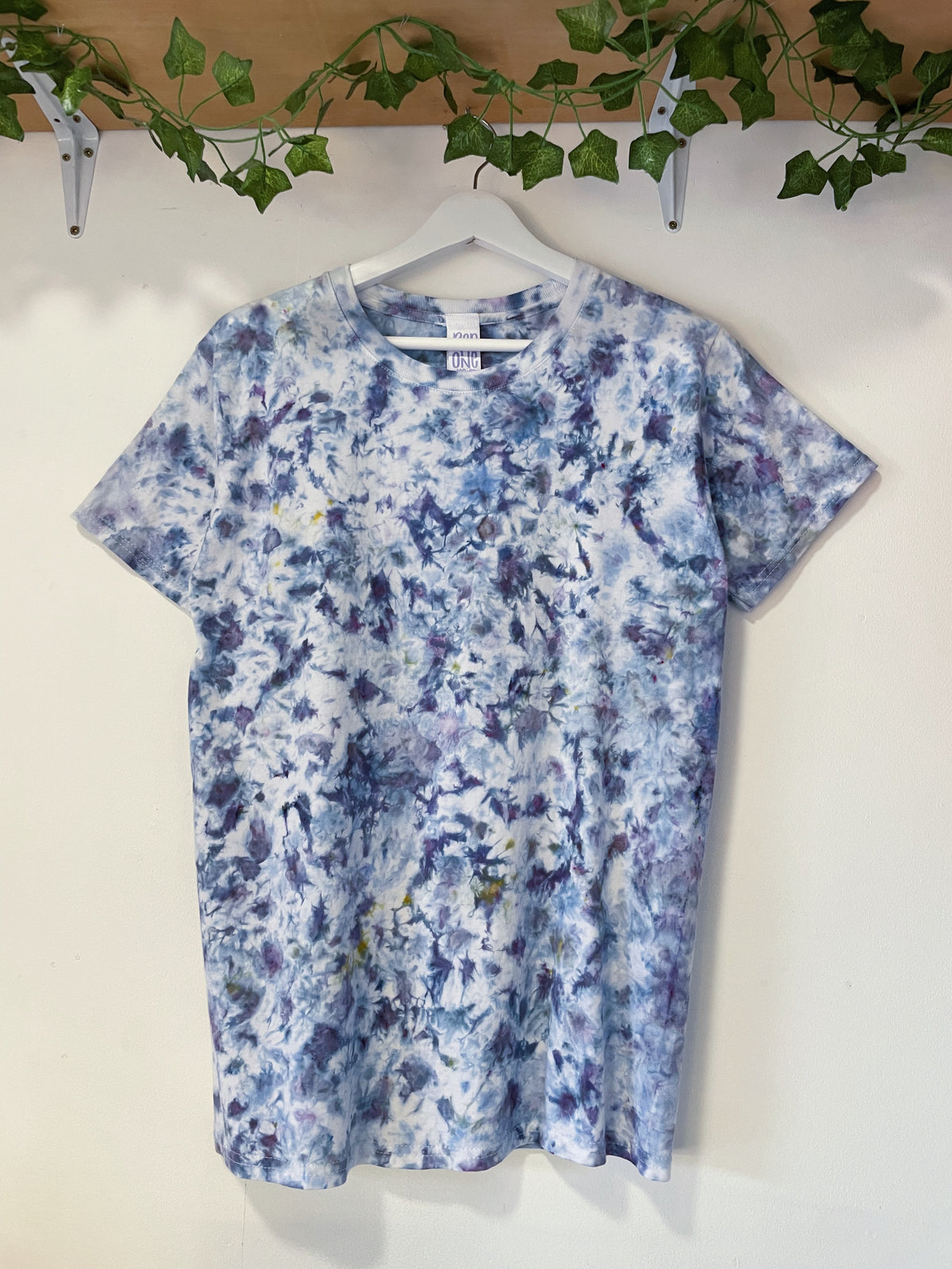 S | Frozen Waves Hand Dyed Ice Dye T-Shirt