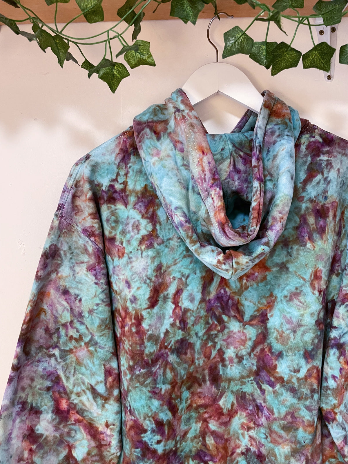 L | Ice Dye Hand Dyed Pullover Hoodie