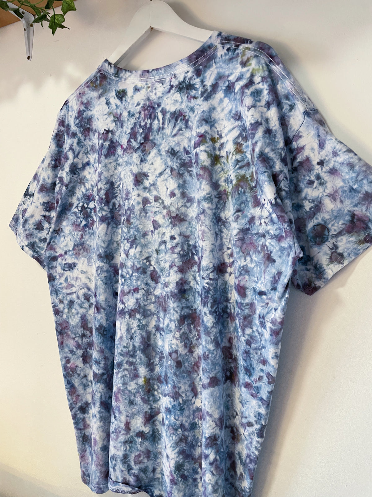 XXL | Frozen Waves Ice Dye T-Shirt