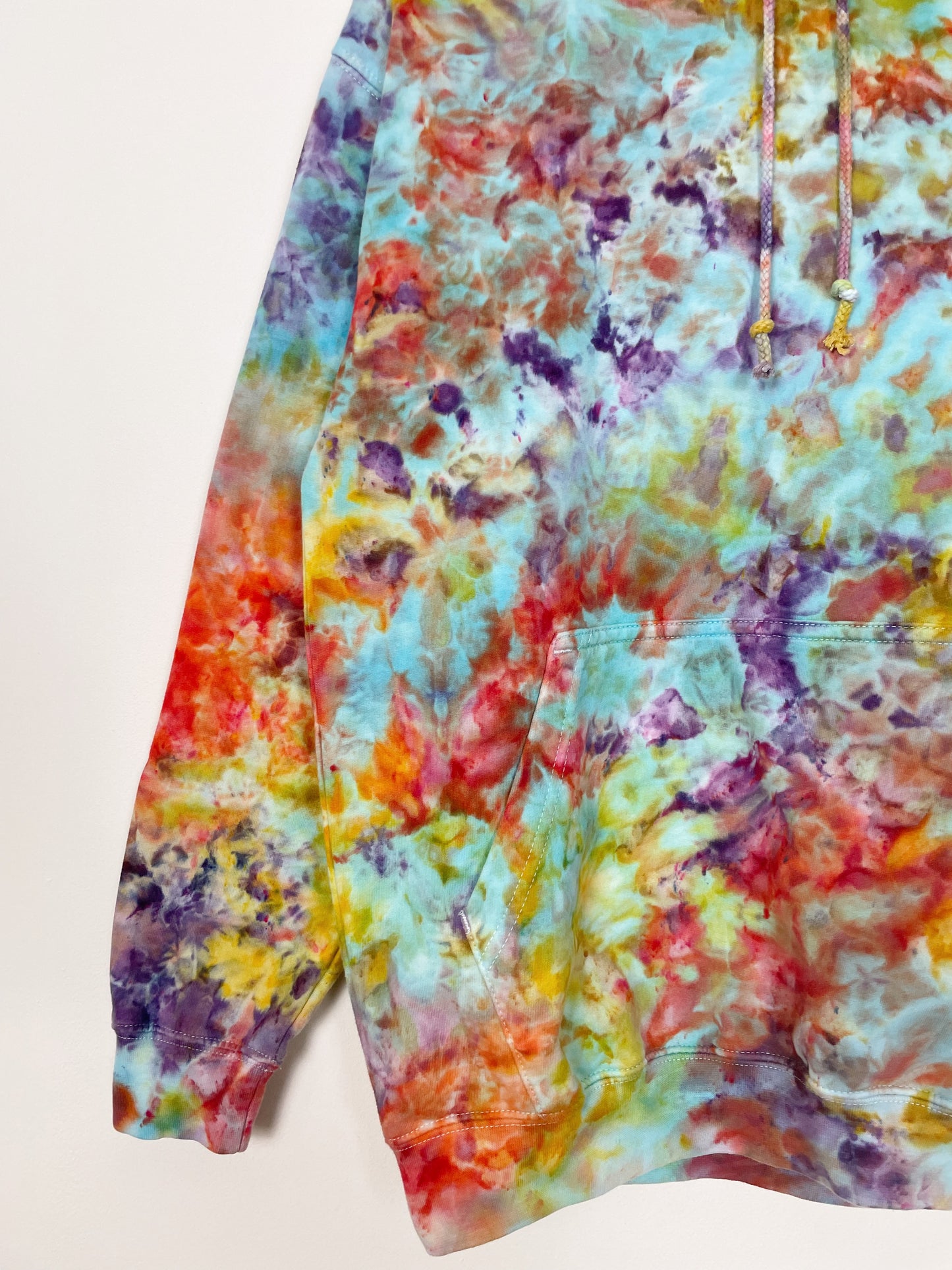 M | Ice Dye Rainbow Multicolour Hand Dyed Pullover Hoodie