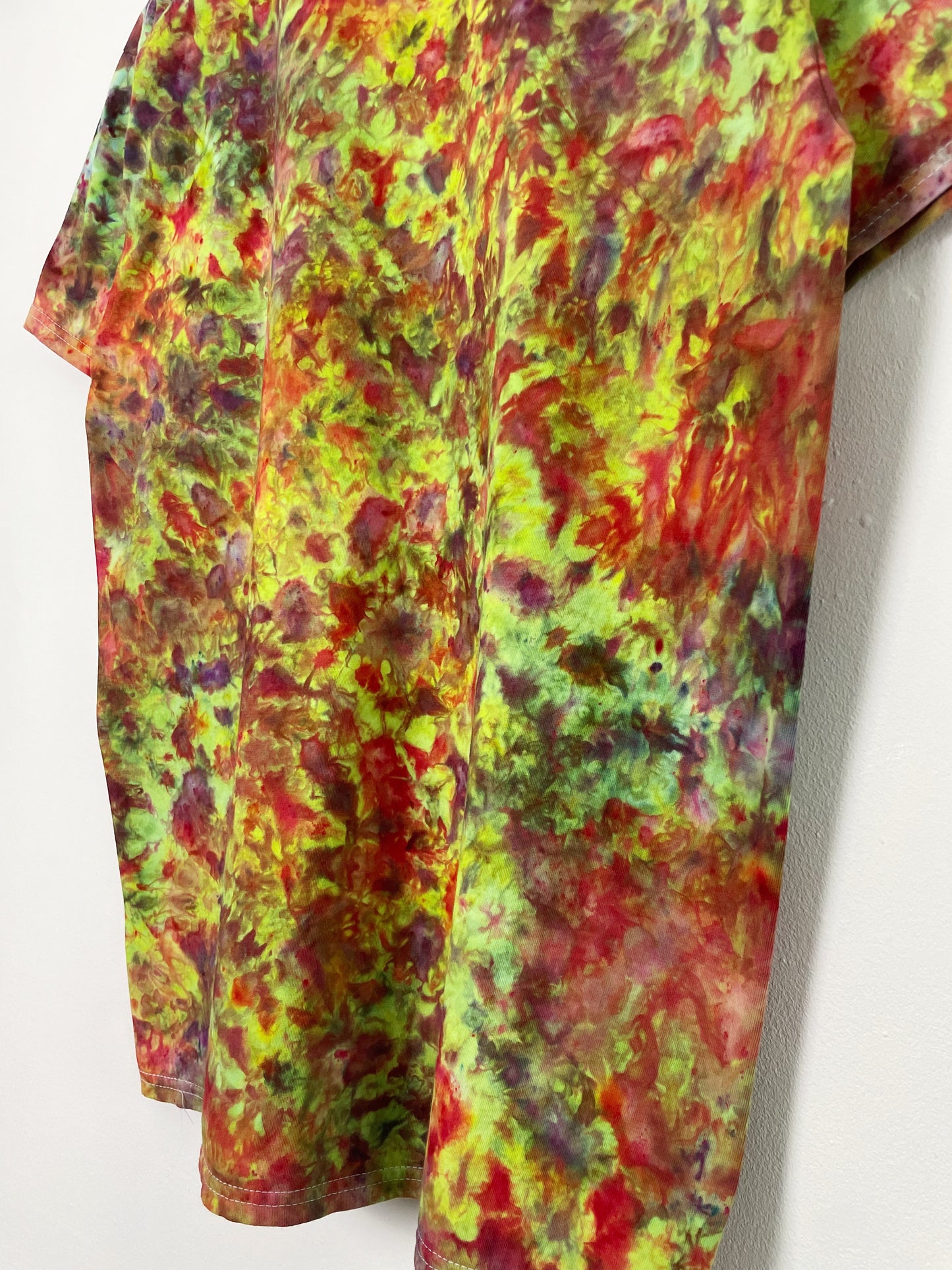 L | Ice Dye Rainbow Multicolour Hand Dyed Ice Tie Dye T-Shirt