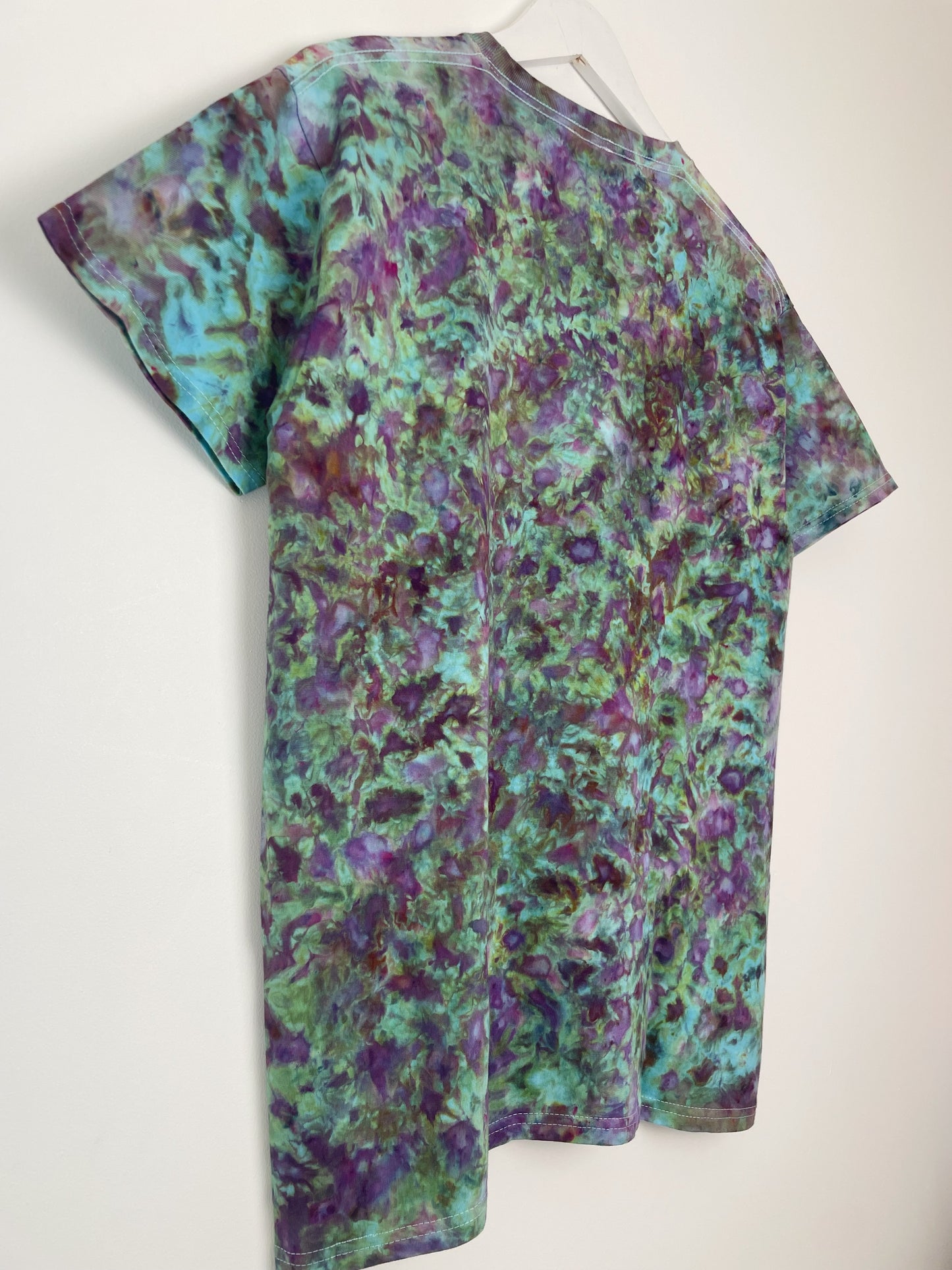 M | Blue Purple Ice Dye T-Shirt