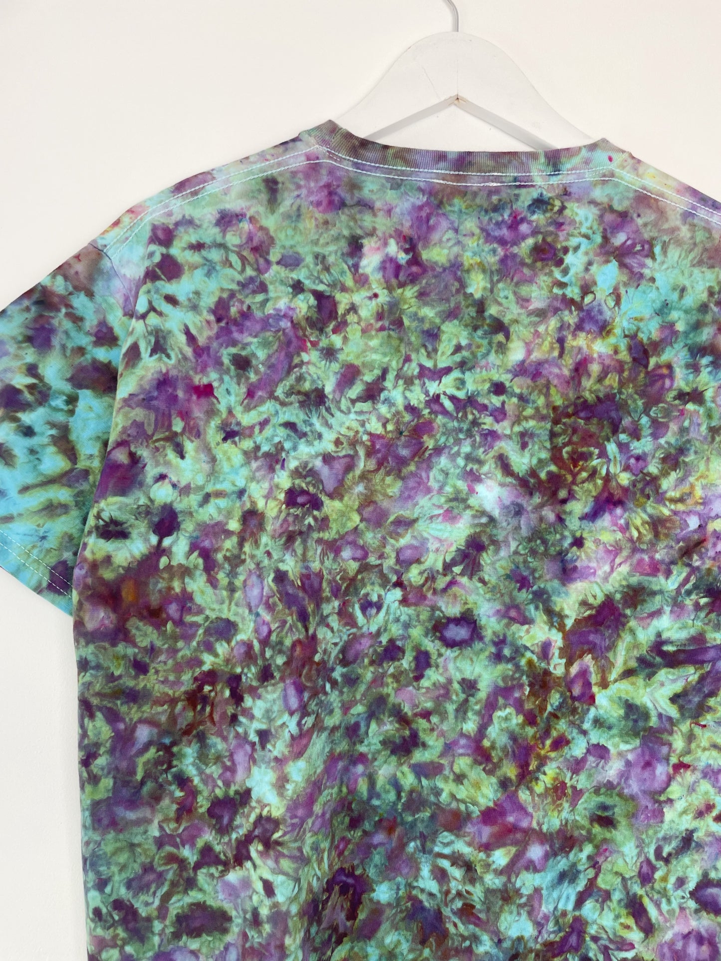 M | Blue Purple Ice Dye T-Shirt