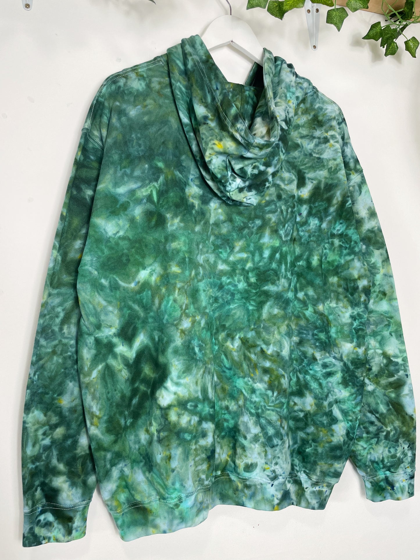 XL | Ice Dye Dark Green Hand Dyed Pullover Hoodie