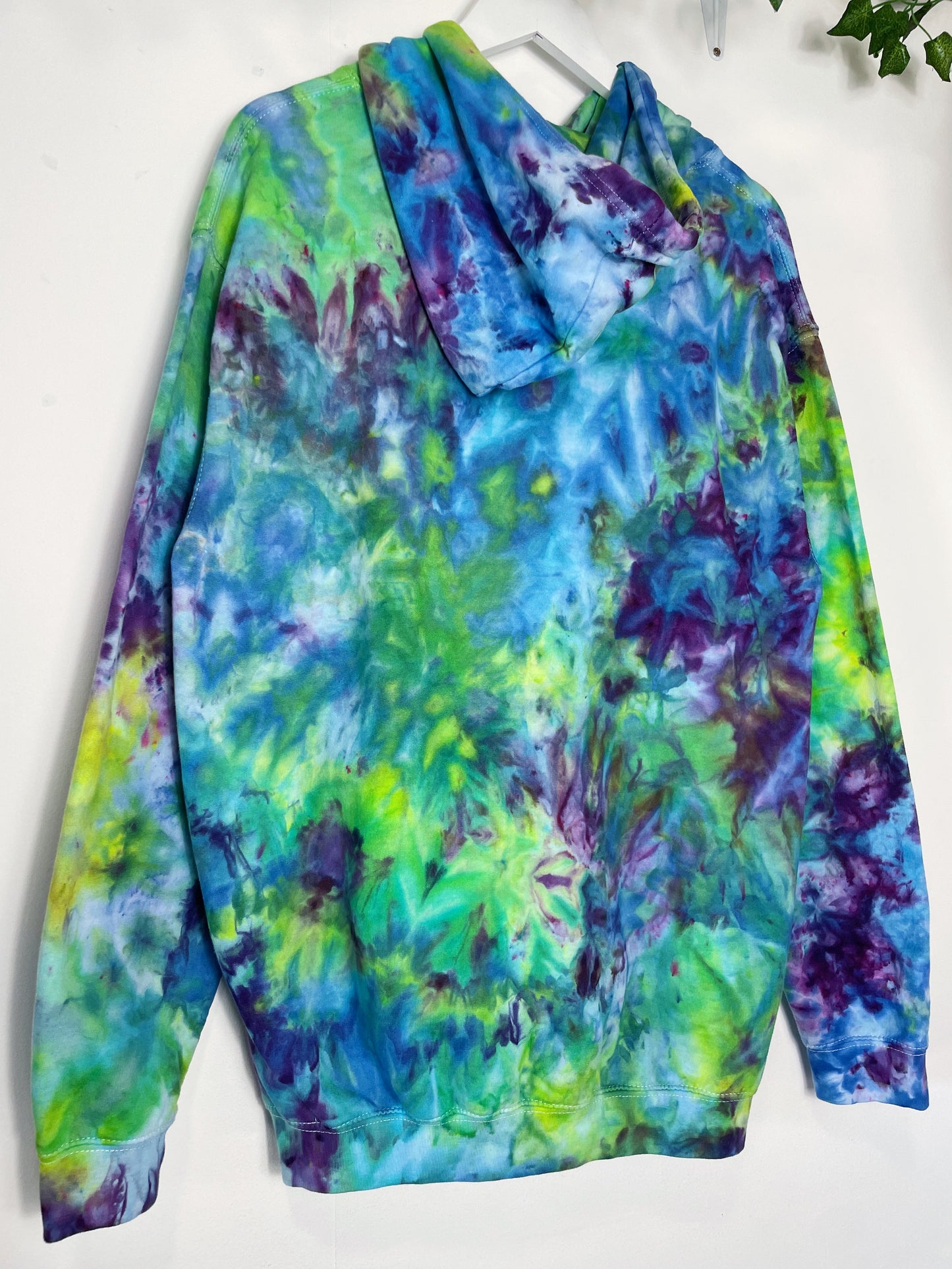 L | Ice Dye Hand Dyed Blue, Purple, Green Pullover Hoodie