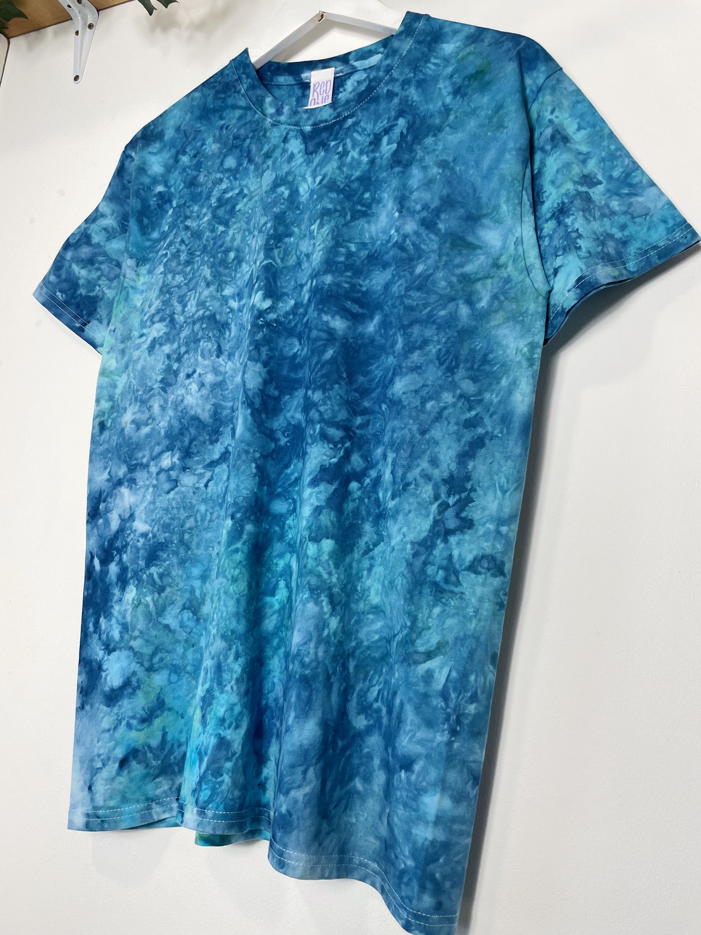 M | Ice Dye Ocean Blue Hand Dyed Ice Tie Dye T-Shirt