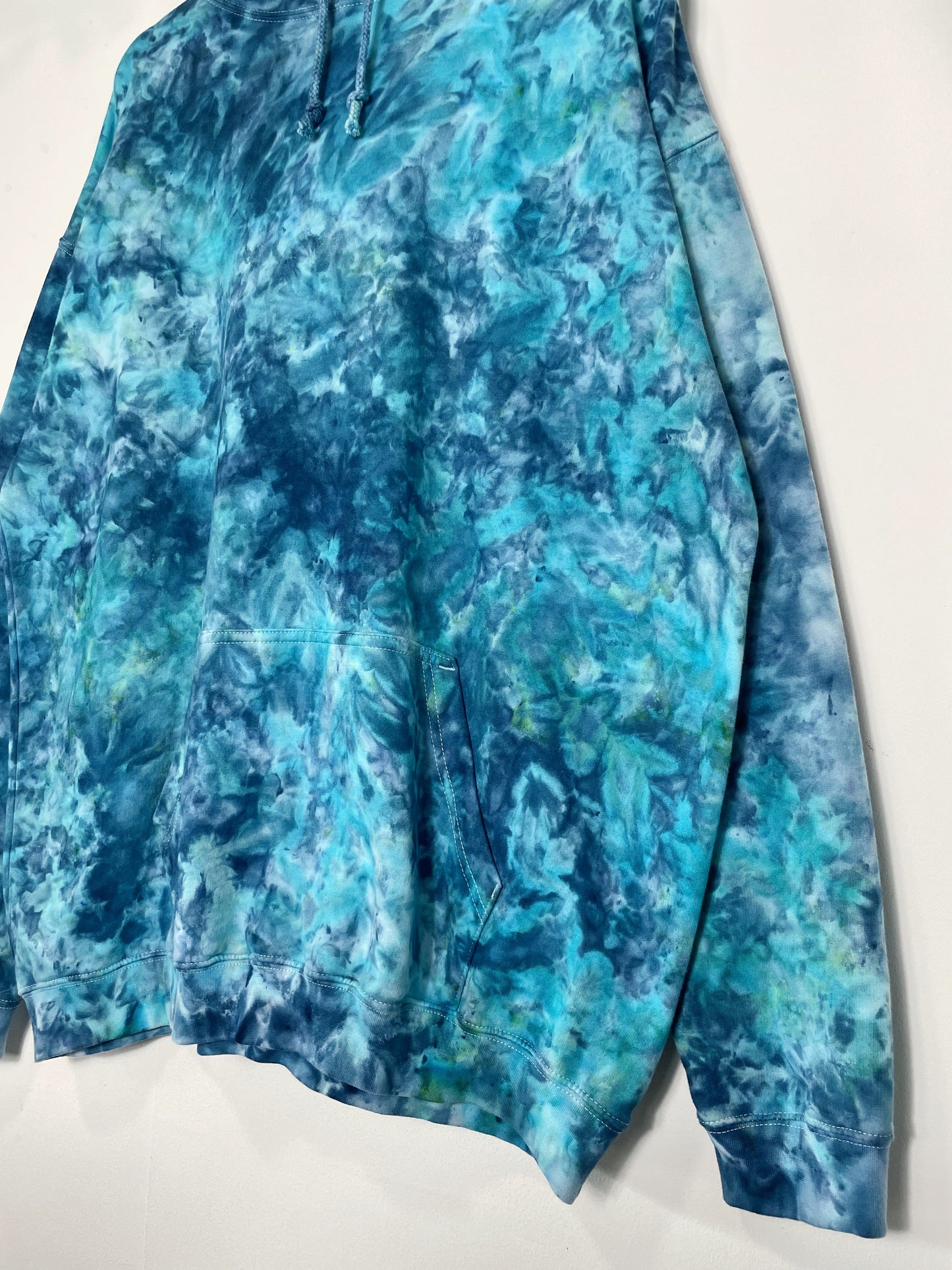 XXL | Ice Dye Ocean Hand Dyed Pullover Hoodie