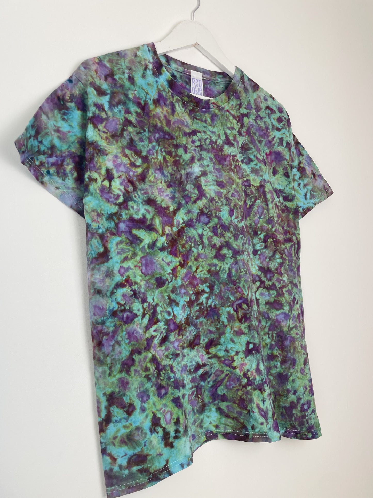 M | Blue Purple Ice Dye T-Shirt