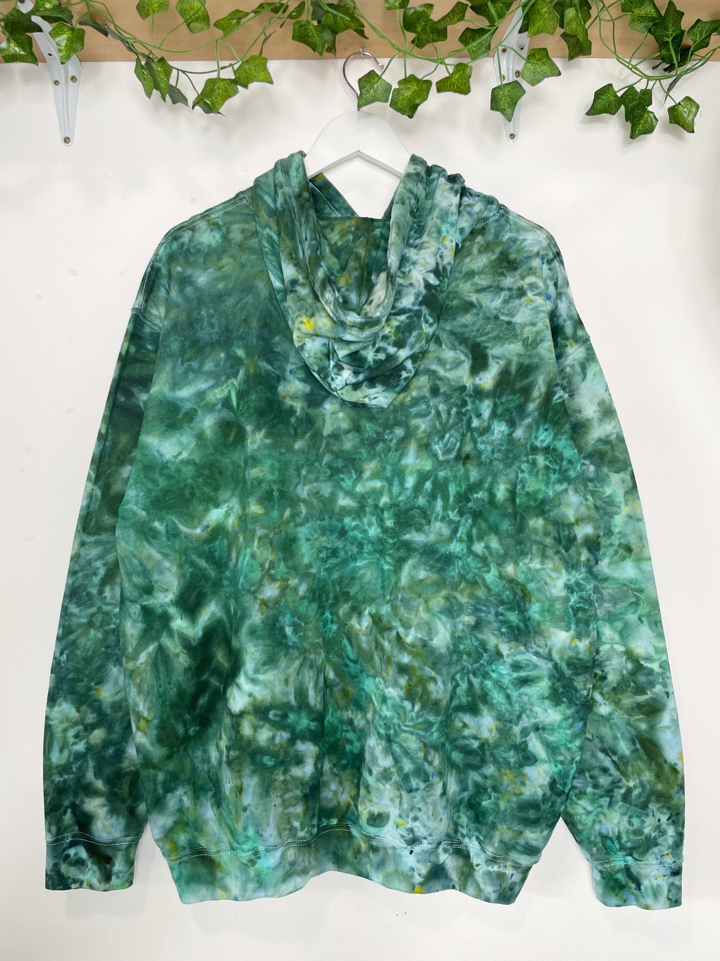 XL | Ice Dye Dark Green Hand Dyed Pullover Hoodie