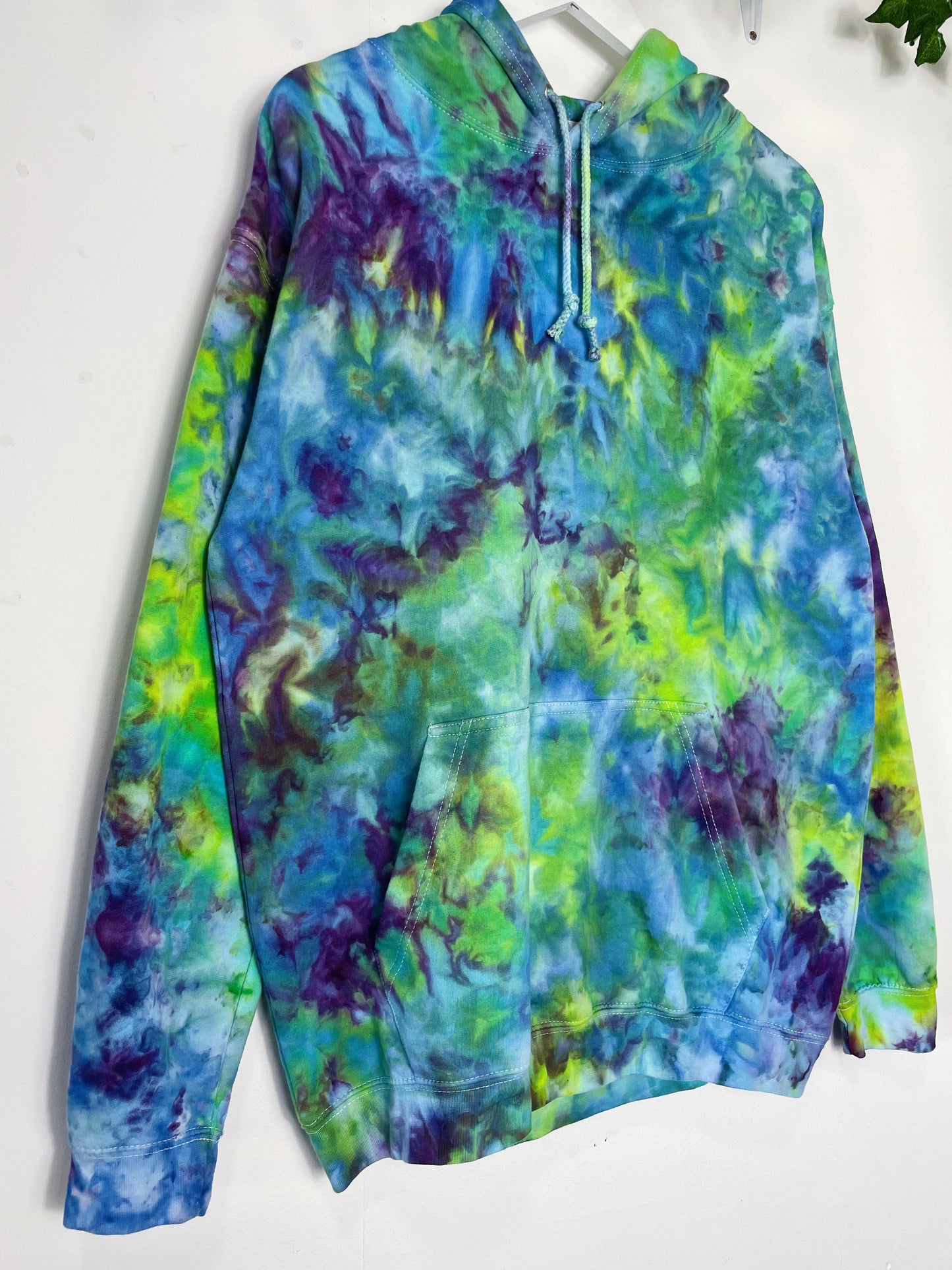 L | Ice Dye Hand Dyed Blue, Purple, Green Pullover Hoodie