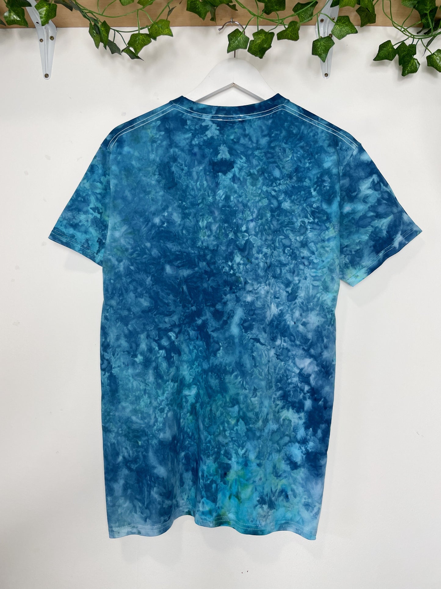 M | Ice Dye Ocean Blue Hand Dyed Ice Tie Dye T-Shirt