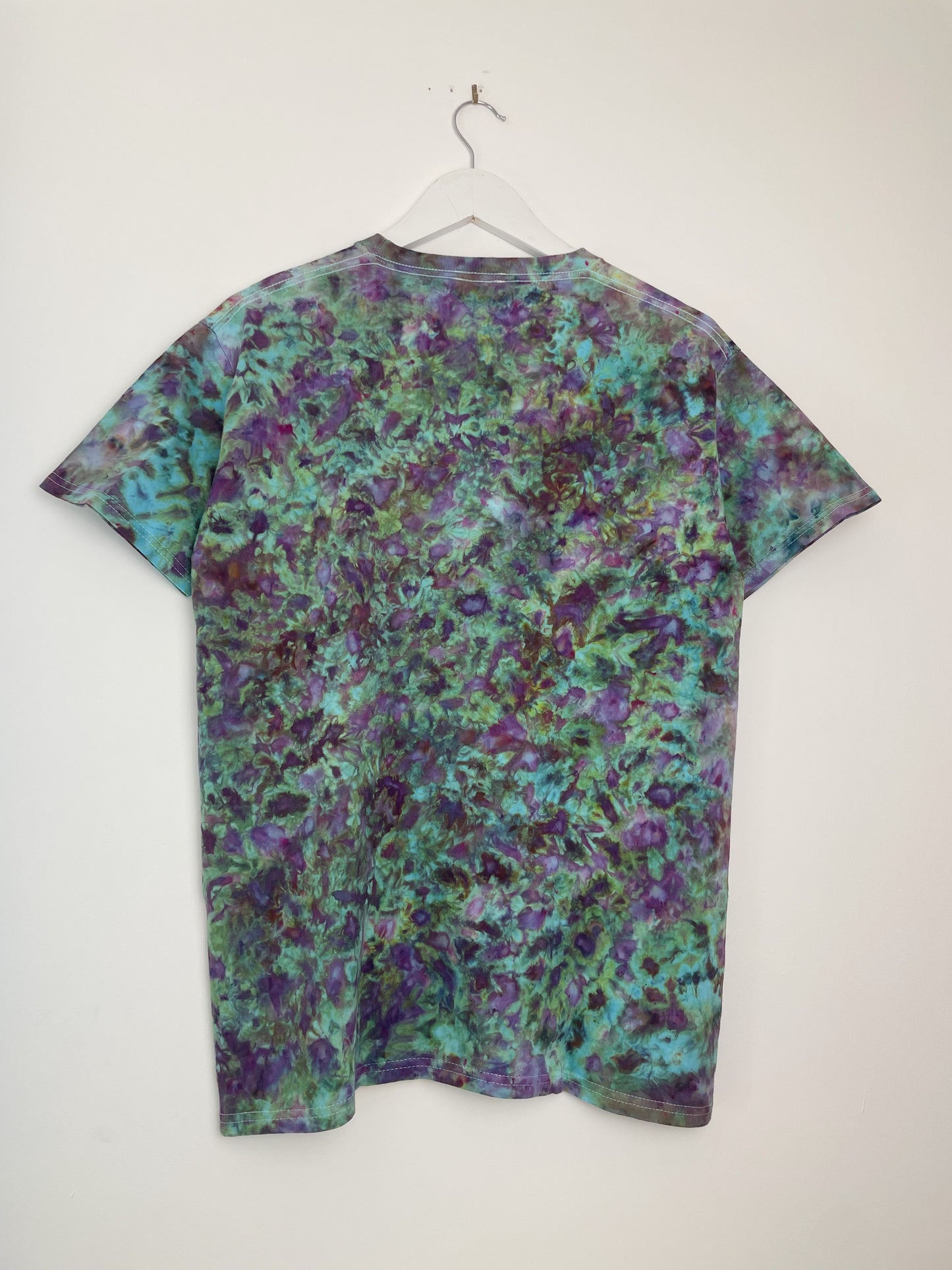 M | Blue Purple Ice Dye T-Shirt