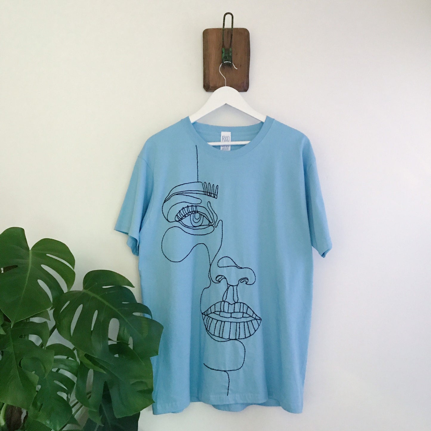 Hand Embroidered Abstract Face Line Art T-Shirt